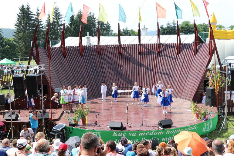 Folklórne dni - 25. detský folklórny festival pod Inovcom