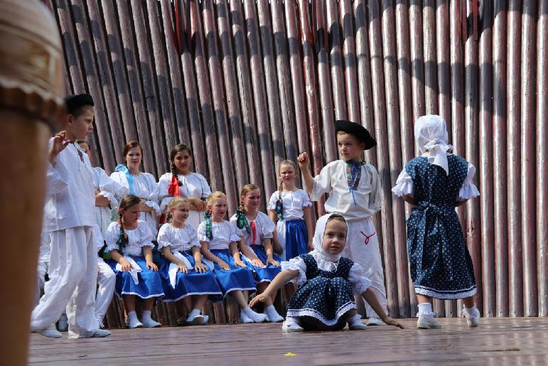 Folklórne dni - 25. detský folklórny festival pod Inovcom