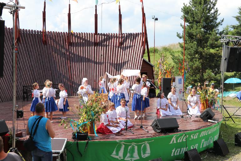 Folklórne dni - 25. detský folklórny festival pod Inovcom