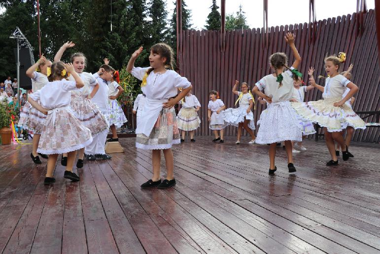 Folklórne dni - 25. detský folklórny festival pod Inovcom