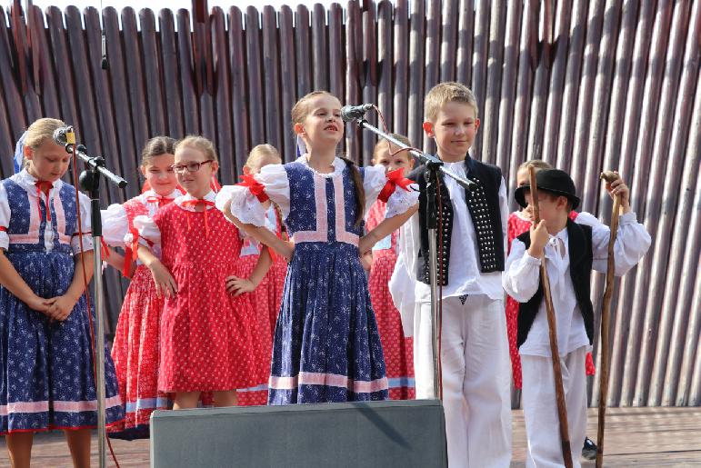 Folklórne dni - 25. detský folklórny festival pod Inovcom