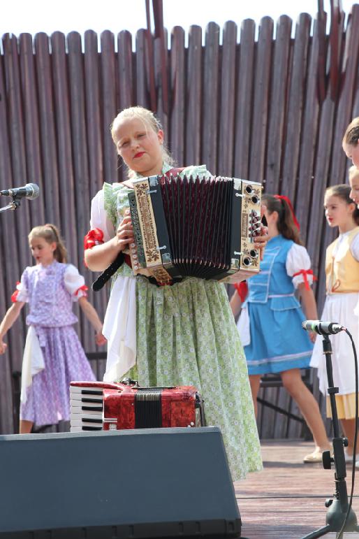 Folklórne dni - 25. detský folklórny festival pod Inovcom