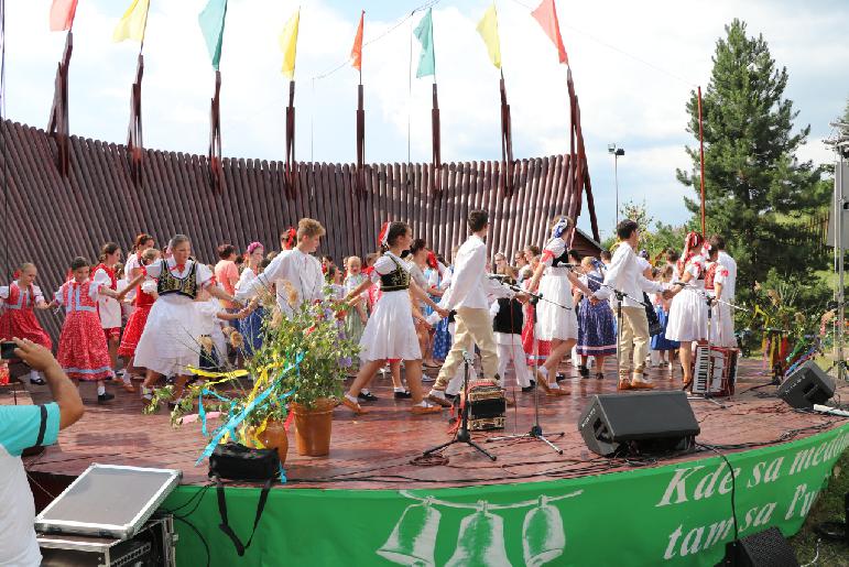 Folklórne dni - 25. detský folklórny festival pod Inovcom