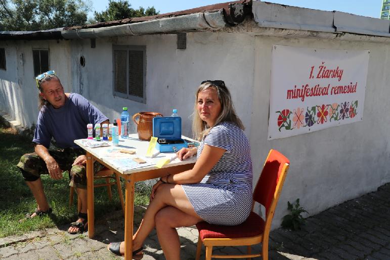 1. Žiarsky minifestival remesiel