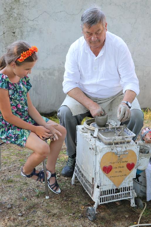 1. Žiarsky minifestival remesiel