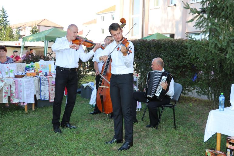 1. Žiarsky minifestival remesiel