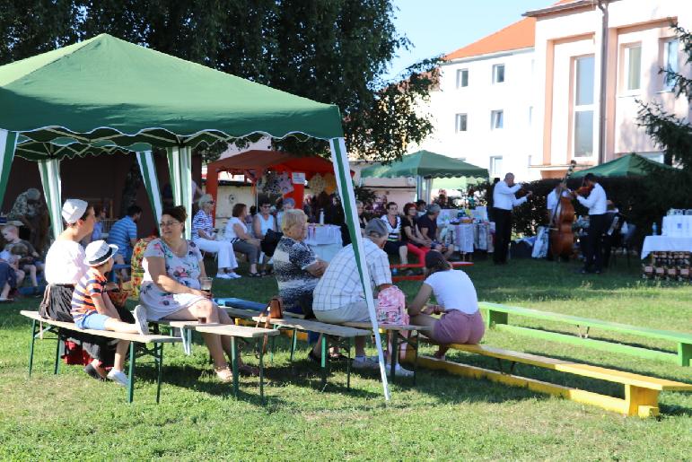 1. Žiarsky minifestival remesiel