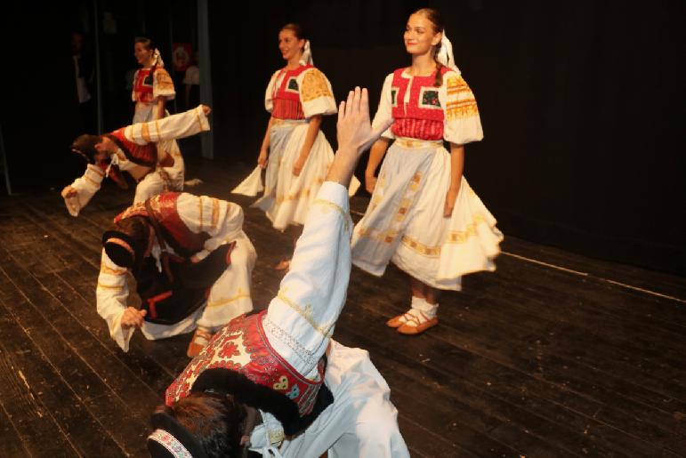 Večer s folklórom - Na ľudovú nôtu