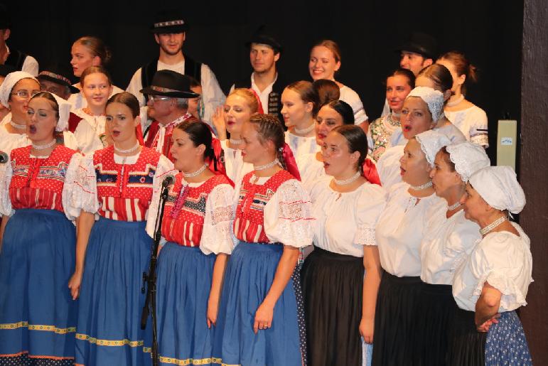 Večer s folklórom - Na ľudovú nôtu