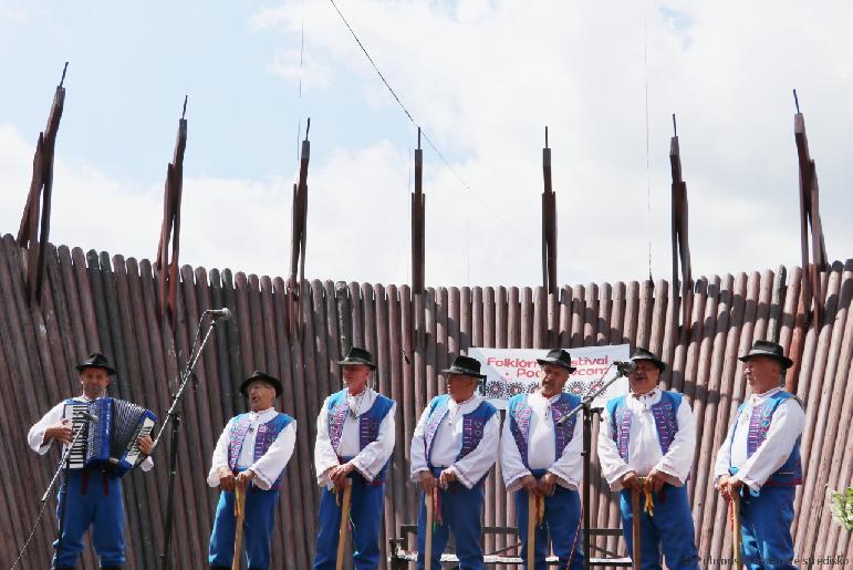 Folklórny festival Pod Inovcom 2022