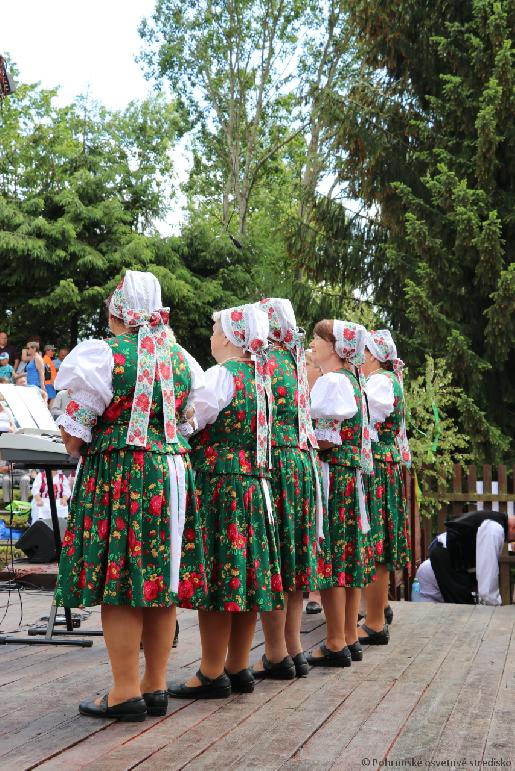 Folklórny festival Pod Inovcom 2022