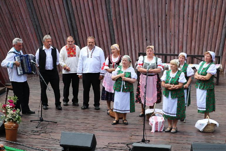 Folklórny festival Pod Inovcom 2022