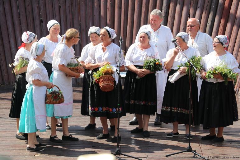 Folklórny festival Pod Inovcom 2022