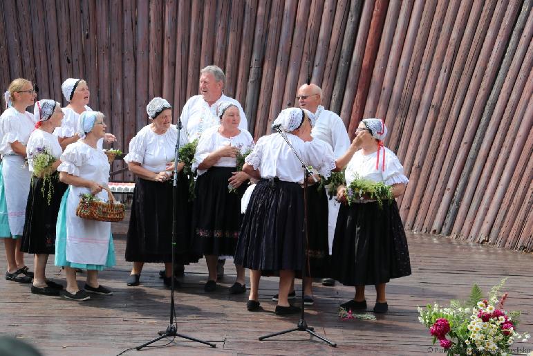 Folklórny festival Pod Inovcom 2022