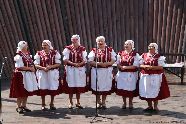 Folklórny festival Pod Inovcom 2022