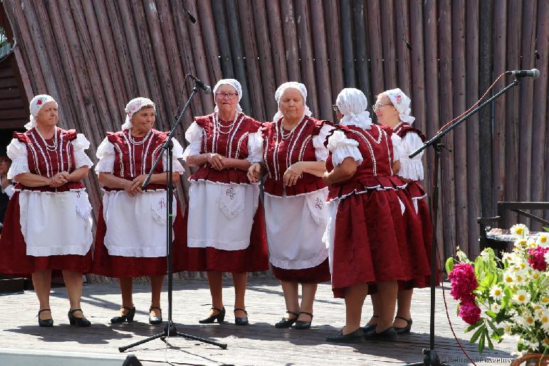 Folklórny festival Pod Inovcom 2022