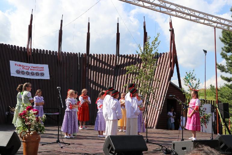 Folklórny festival Pod Inovcom 2022