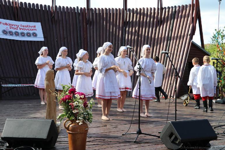 Folklórny festival Pod Inovcom 2022