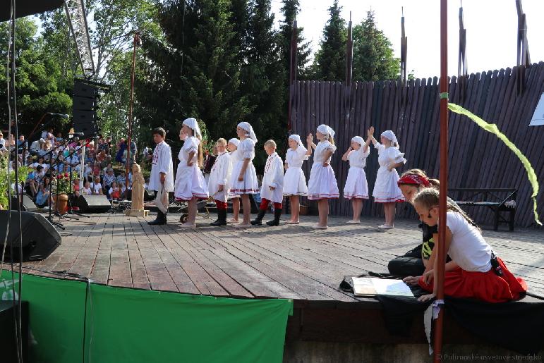 Folklórny festival Pod Inovcom 2022