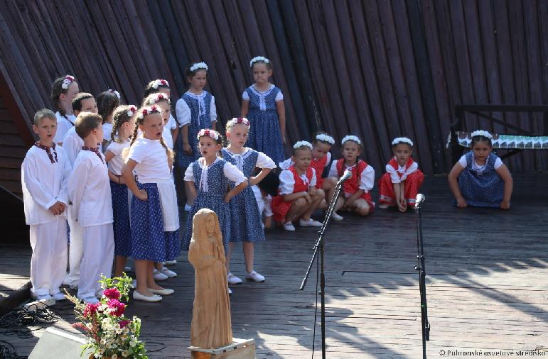 Folklórny festival Pod Inovcom 2022