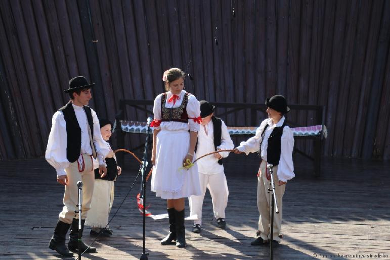 Folklórny festival Pod Inovcom 2022