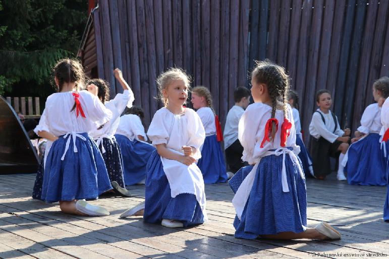 Folklórny festival Pod Inovcom 2022