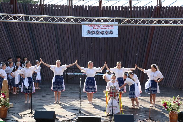 Folklórny festival Pod Inovcom 2022