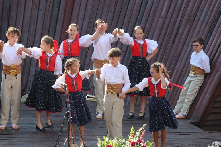 Folklórny festival Pod Inovcom 2022