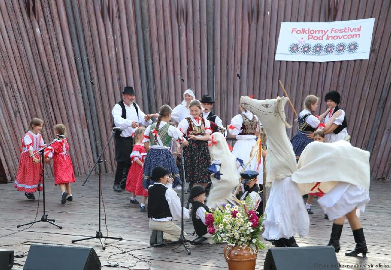 Folklórny festival Pod Inovcom 2022