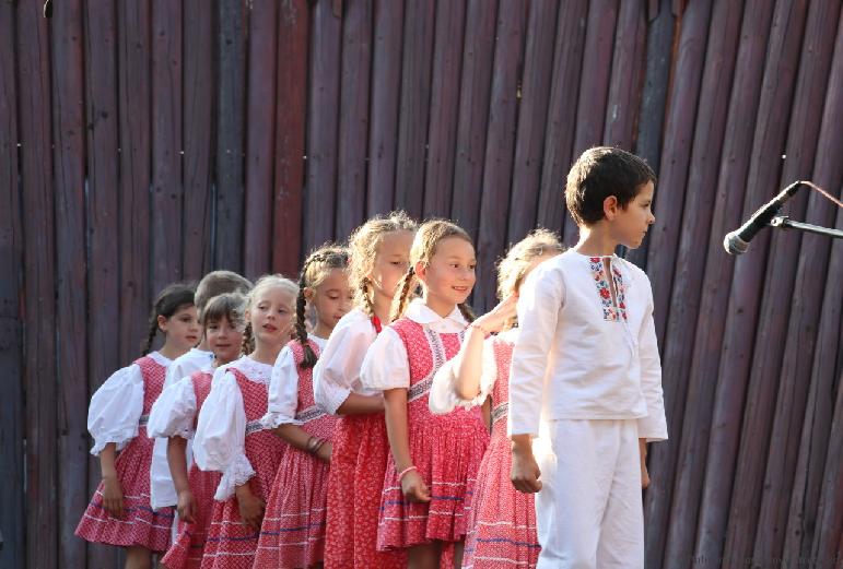 Folklórny festival Pod Inovcom 2022