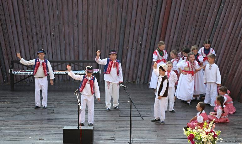 Folklórny festival Pod Inovcom 2022