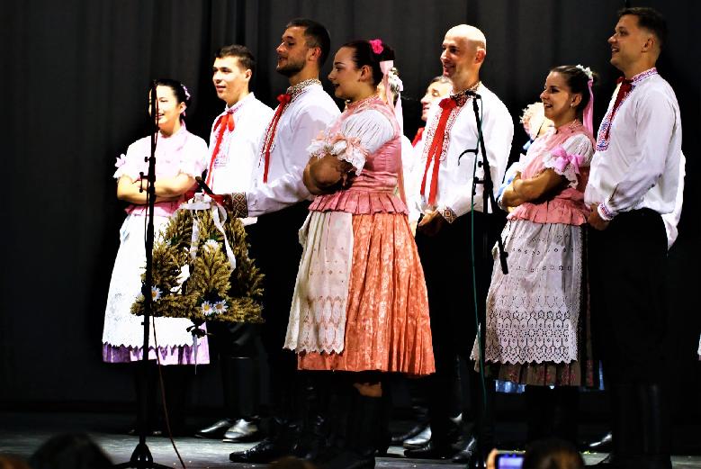 Večery s folklórom Dožinky