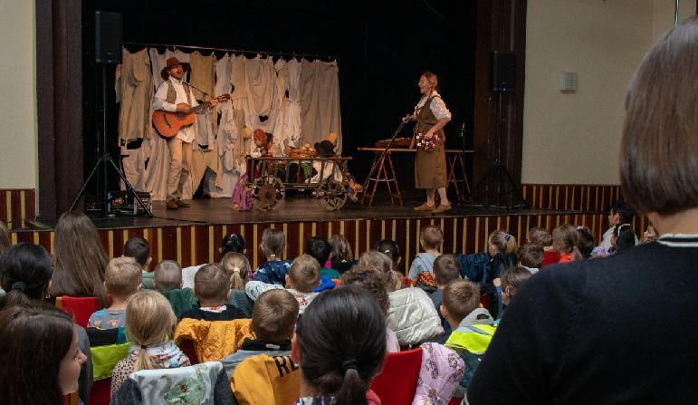 Žiarska divadelná jeseň detí a mládeže / Prednášam, hrám teda som... 2025
