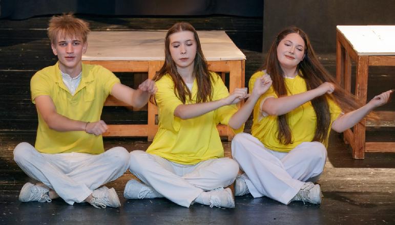 Žiarska divadelná jeseň detí a mládeže / Prednášam, hrám teda som... 2025